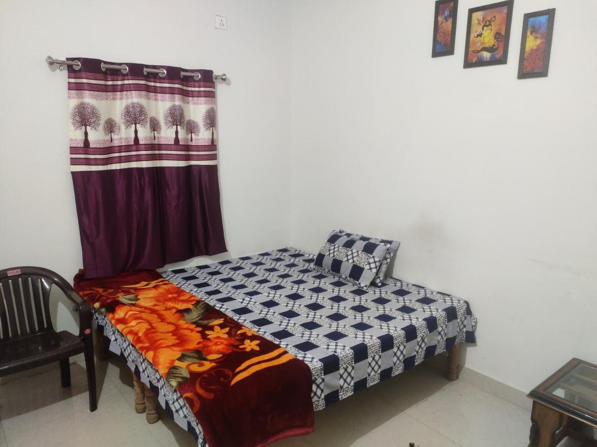 Nidhivan Homestay Vrindāvan Exterior foto